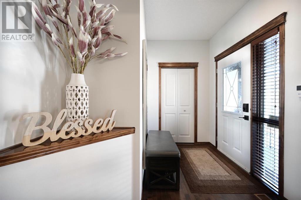 Property at 217 Elgin Manor SE image 3