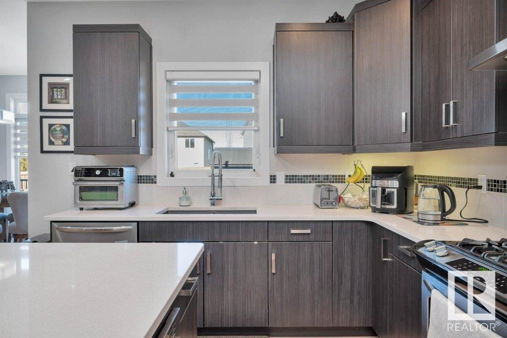 Property at 3209 WINSPEAR CR SW image 4