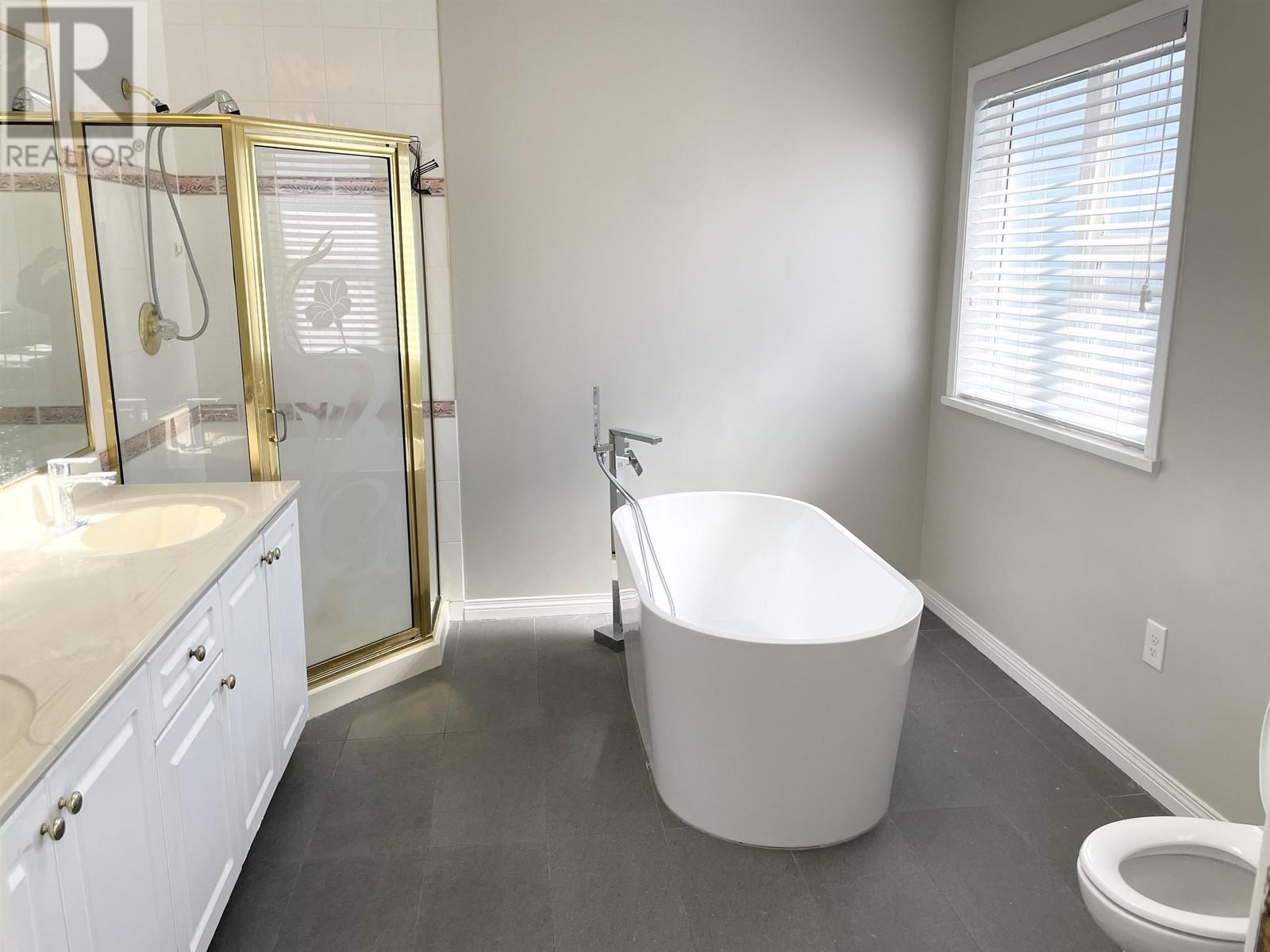 2178 E 49th Avenue, Vancouver, British Columbia  V5P 1T7 - Photo 11 - R2985715