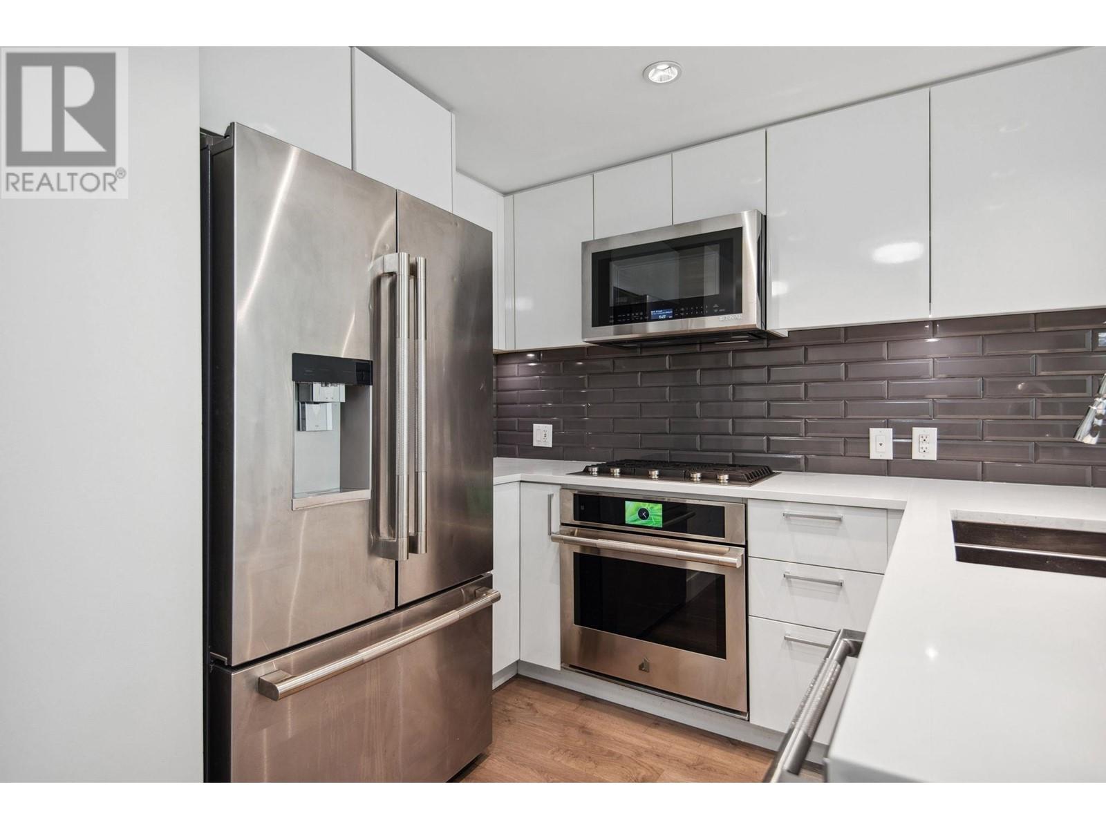 217 3451 Sawmill Crescent, Vancouver, British Columbia  V5S 0H3 - Photo 4 - R2989710