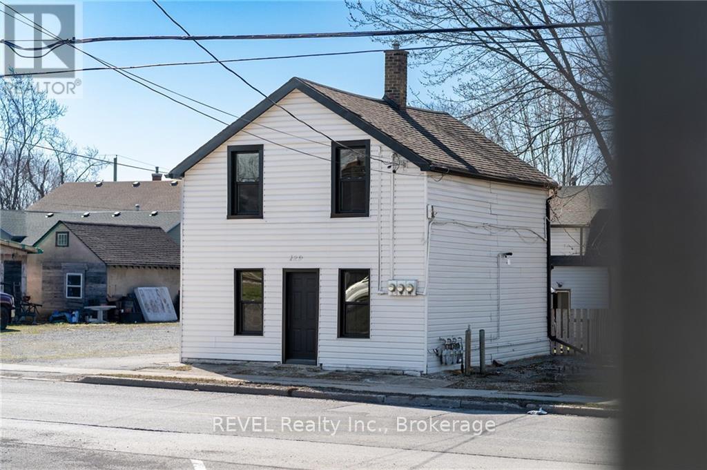 Property at 129 DURHAM STREET image 4