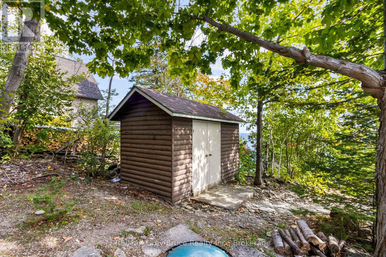 1132 Dyers Bay Road, Northern Bruce Peninsula, Ontario  N0H 1Z0 - Photo 34 - X12080118