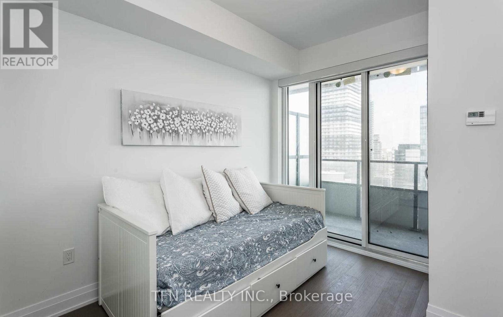 1707 - 20 Shore Breeze Drive, Toronto, Ontario  M8V 0C7 - Photo 13 - W12080119