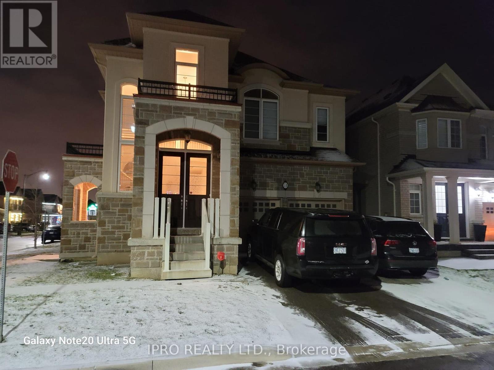 71 Ivor Crescent, Brampton, Ontario  L7A 4L6 - Photo 1 - W12080129