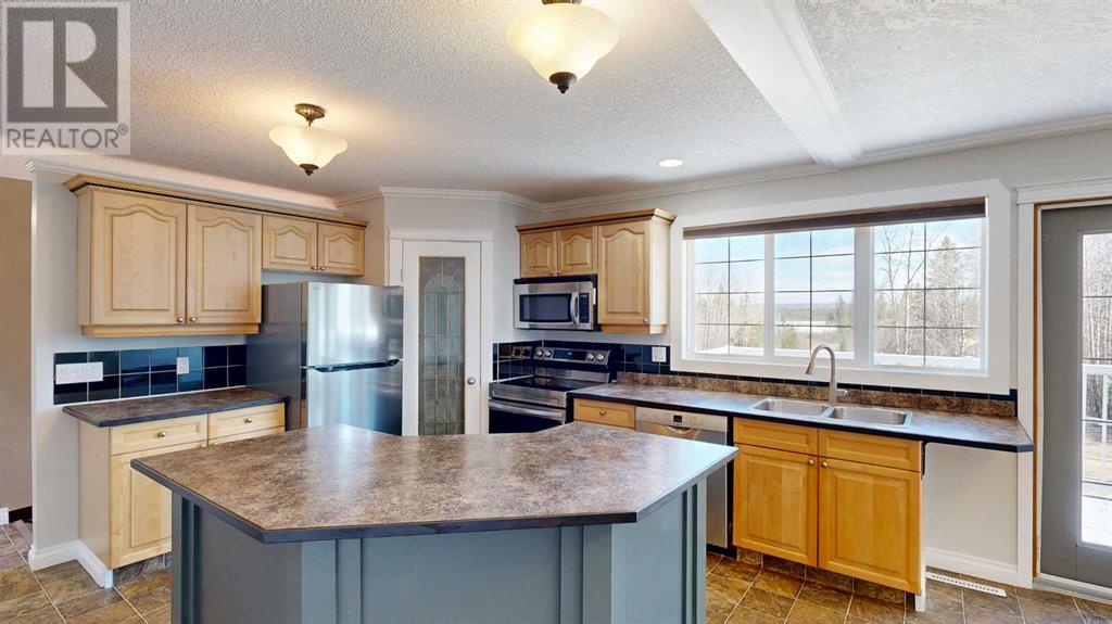 Property at 22 593037 Range Road 122 image 3