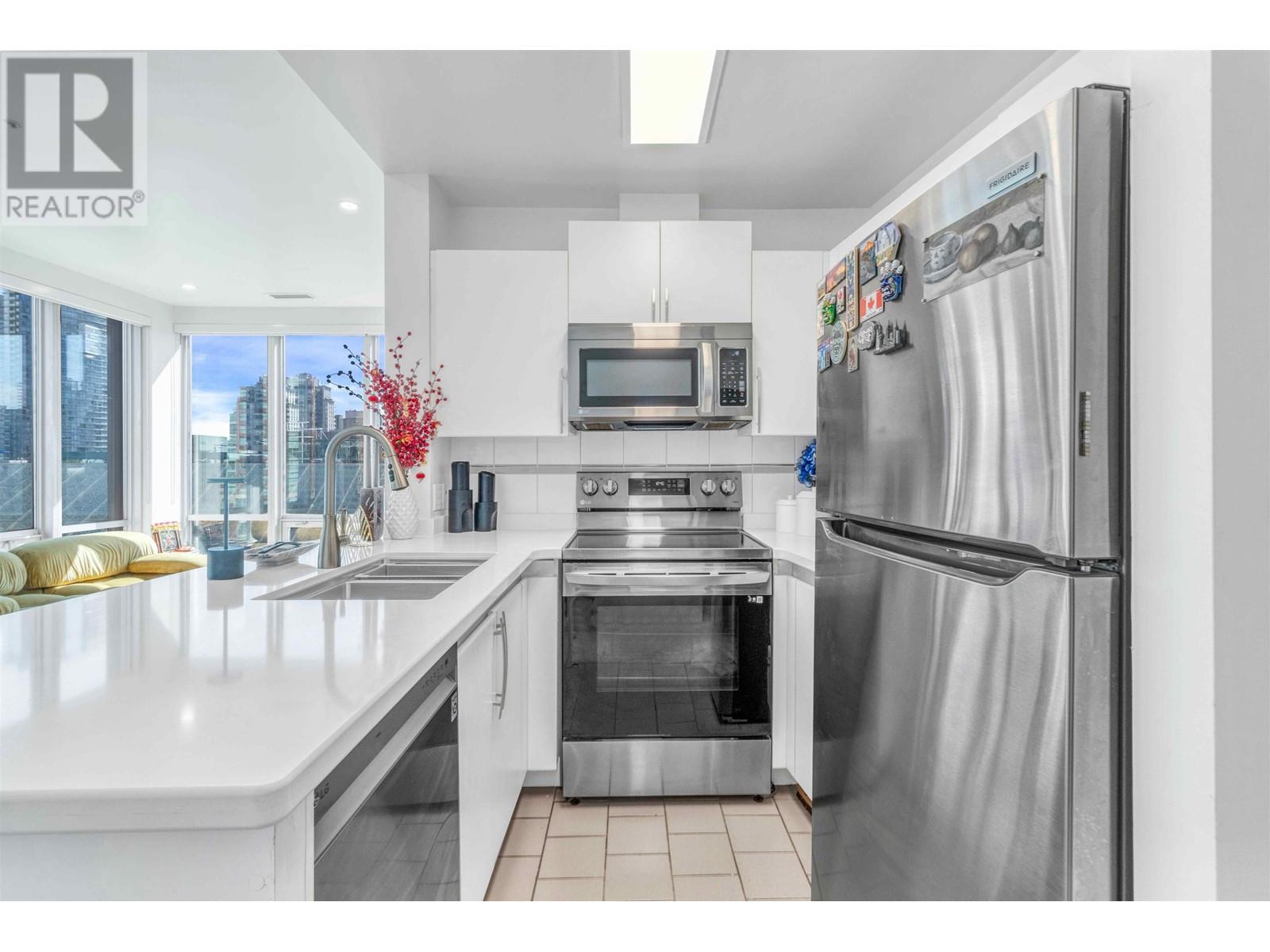 714 989 Nelson Street, Vancouver, British Columbia  V6Z 2S1 - Photo 10 - R2988436