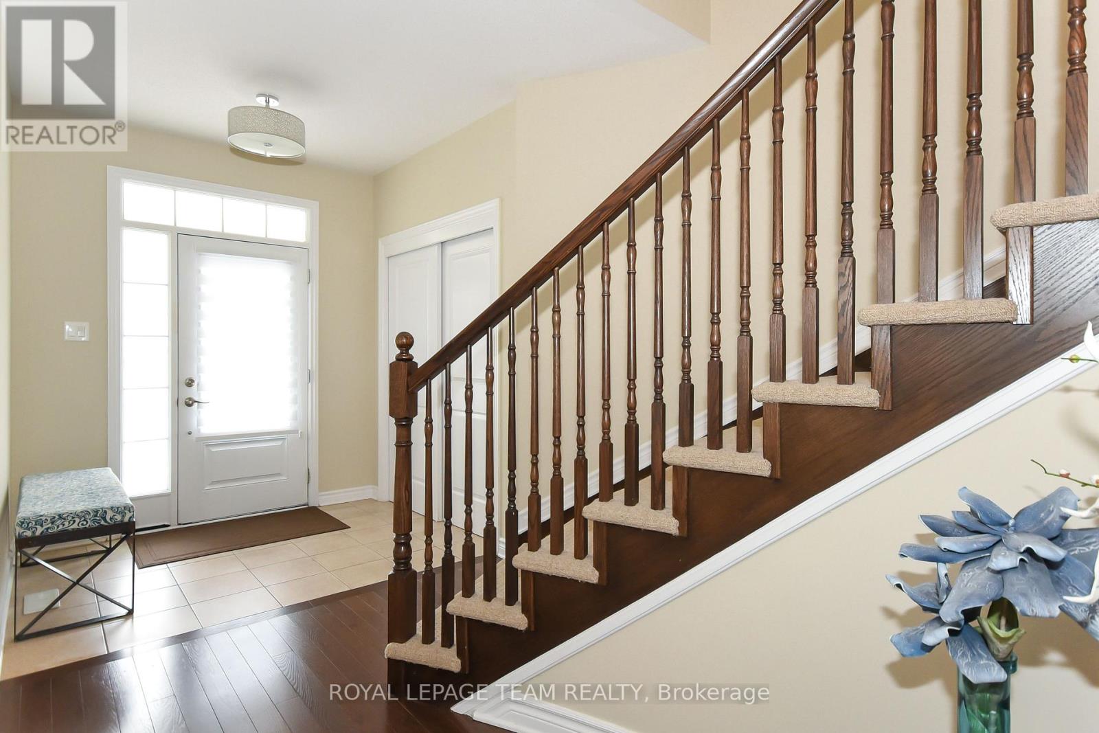 Property at 3519 WOODROFFE AVENUE image 3