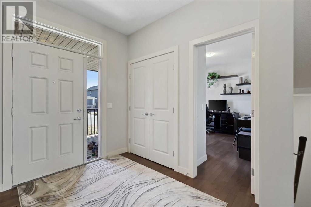 Property at 347 Boulder Creek Crescent SE image 4