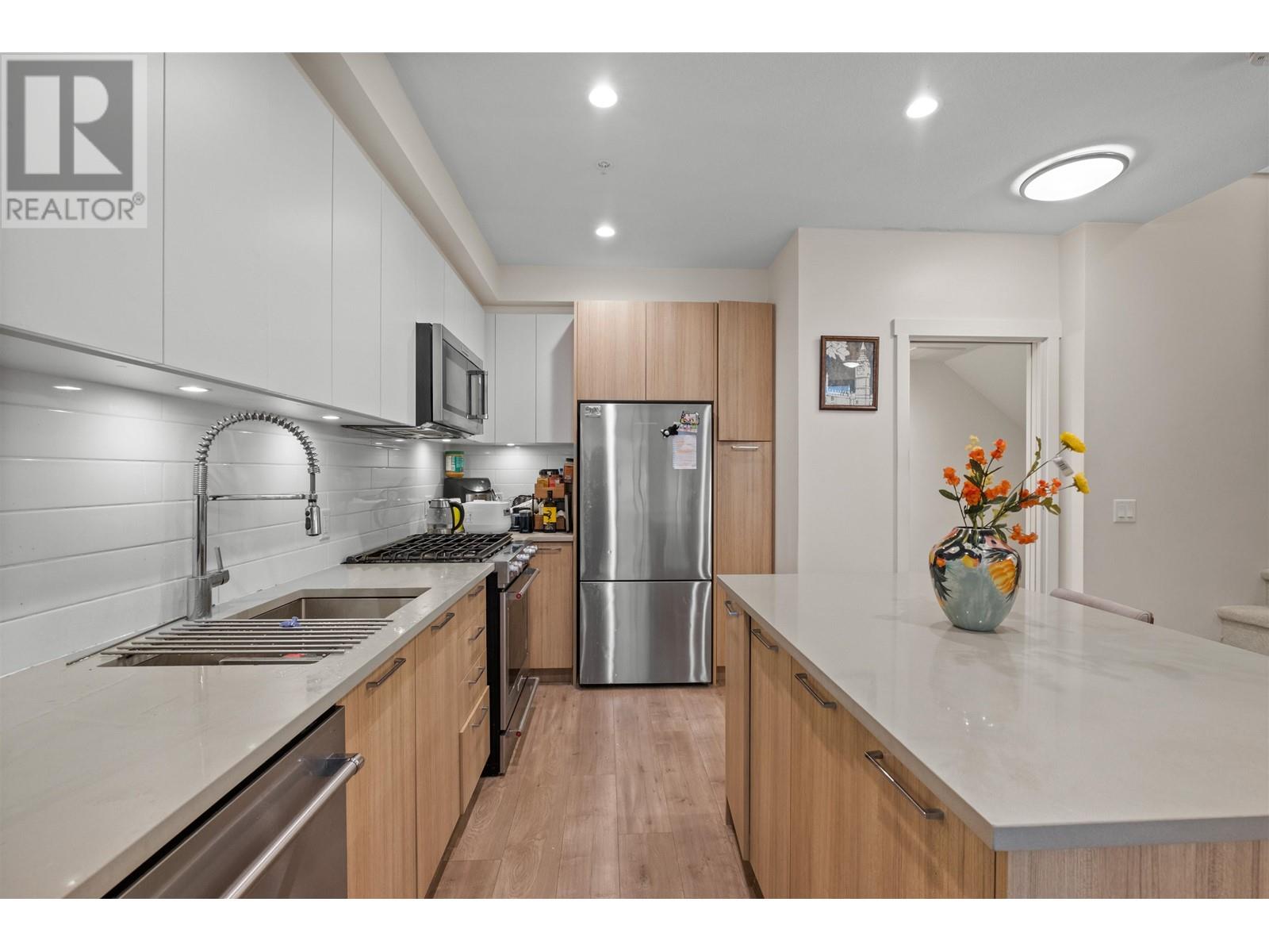 229 708 Lea Avenue, Coquitlam, British Columbia  V3J 4H5 - Photo 6 - R2987750