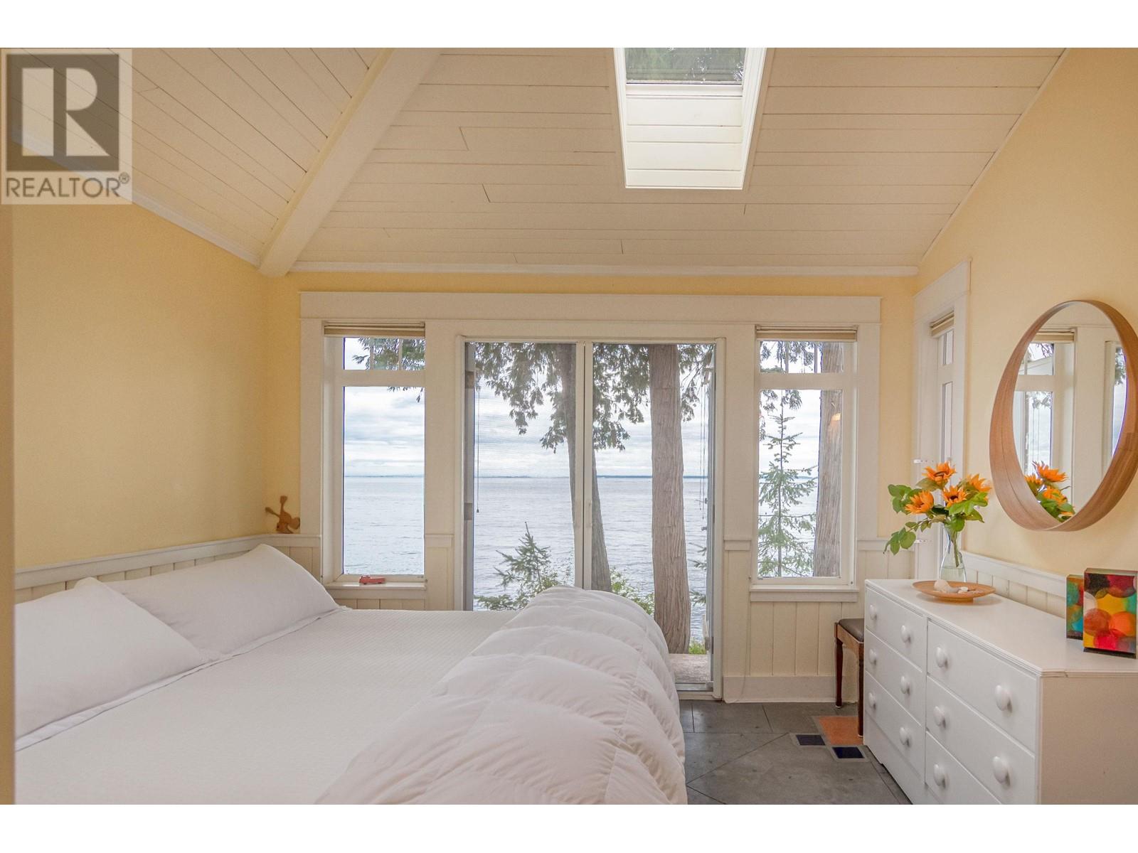 105 Island Park Drive, Galiano Island, British Columbia  V0N 1P0 - Photo 18 - R2987973