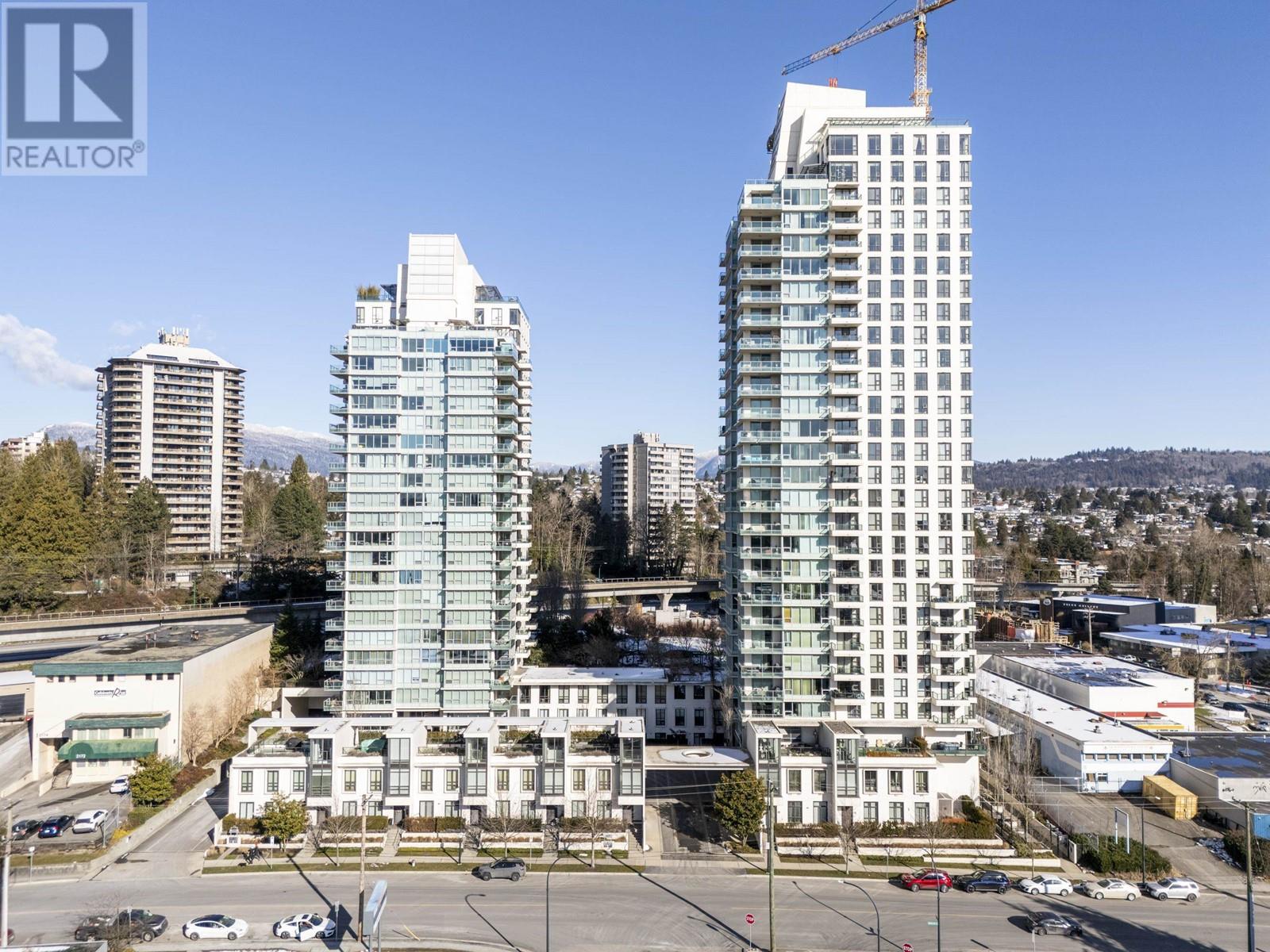 302 2200 DOUGLAS ROAD, burnaby, British Columbia
