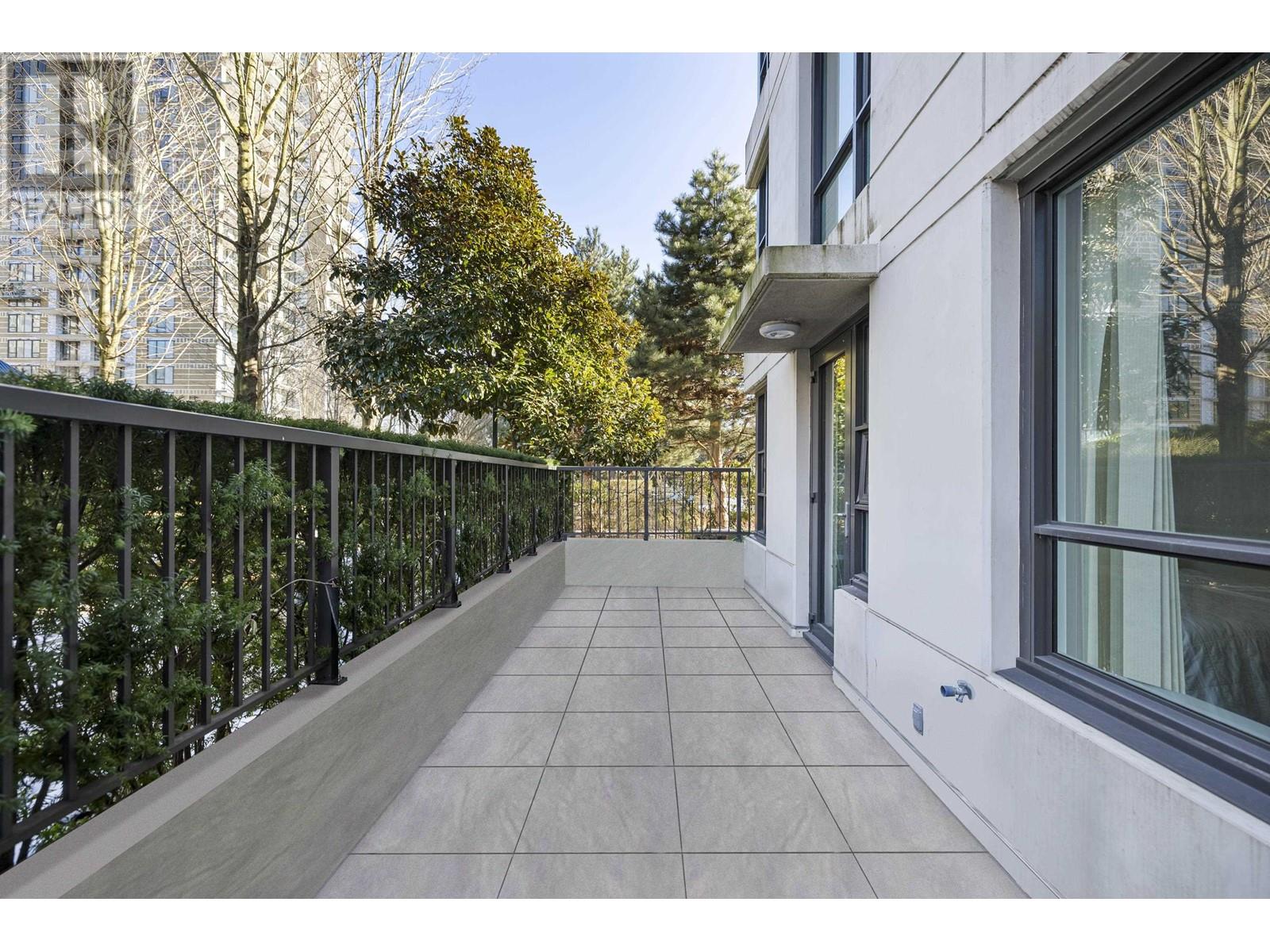302 2200 Douglas Road, Burnaby, British Columbia  V5C 0G8 - Photo 13 - R2989720