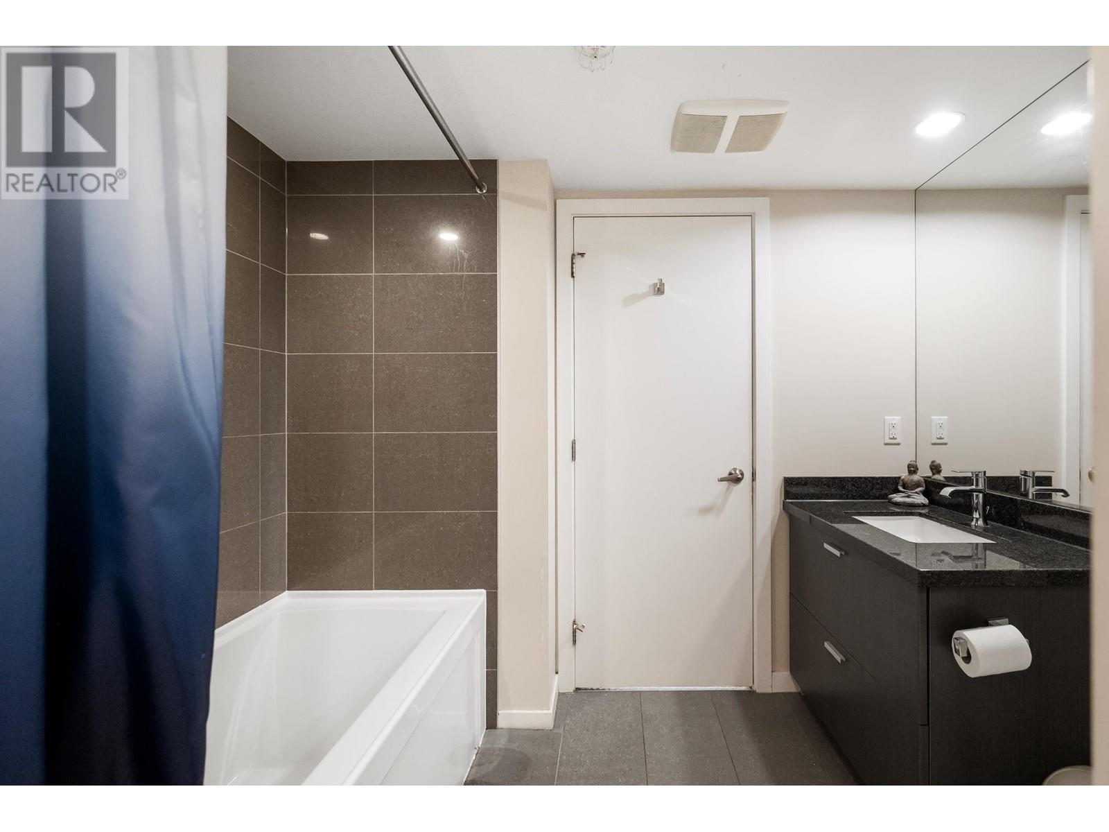 302 2200 Douglas Road, Burnaby, British Columbia  V5C 0G8 - Photo 16 - R2989720