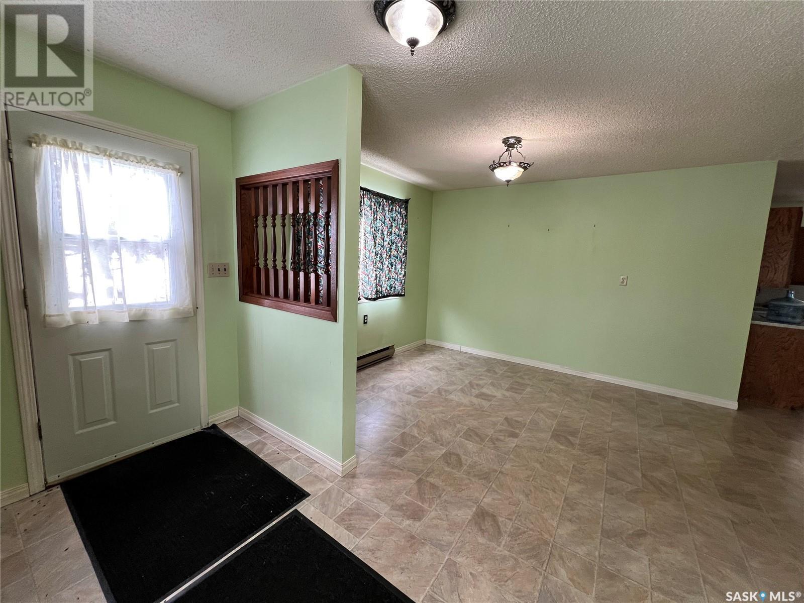 501 Reed Street, Morse, Saskatchewan  S0H 3C0 - Photo 3 - SK998680
