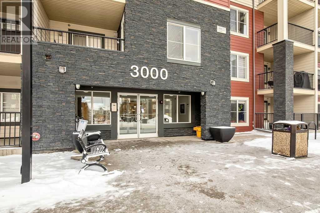 Property at 3115, 81 Legacy Boulevard SE image 3