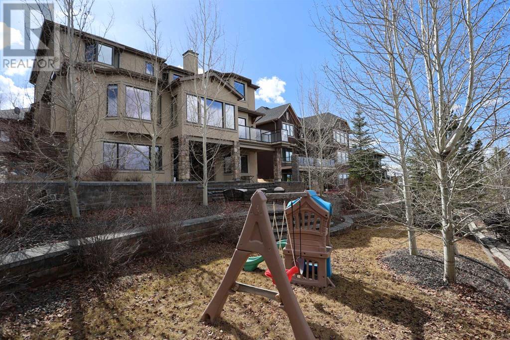 81 Crestridge View Sw, Calgary, Alberta  T3B 1G8 - Photo 4 - A2194577