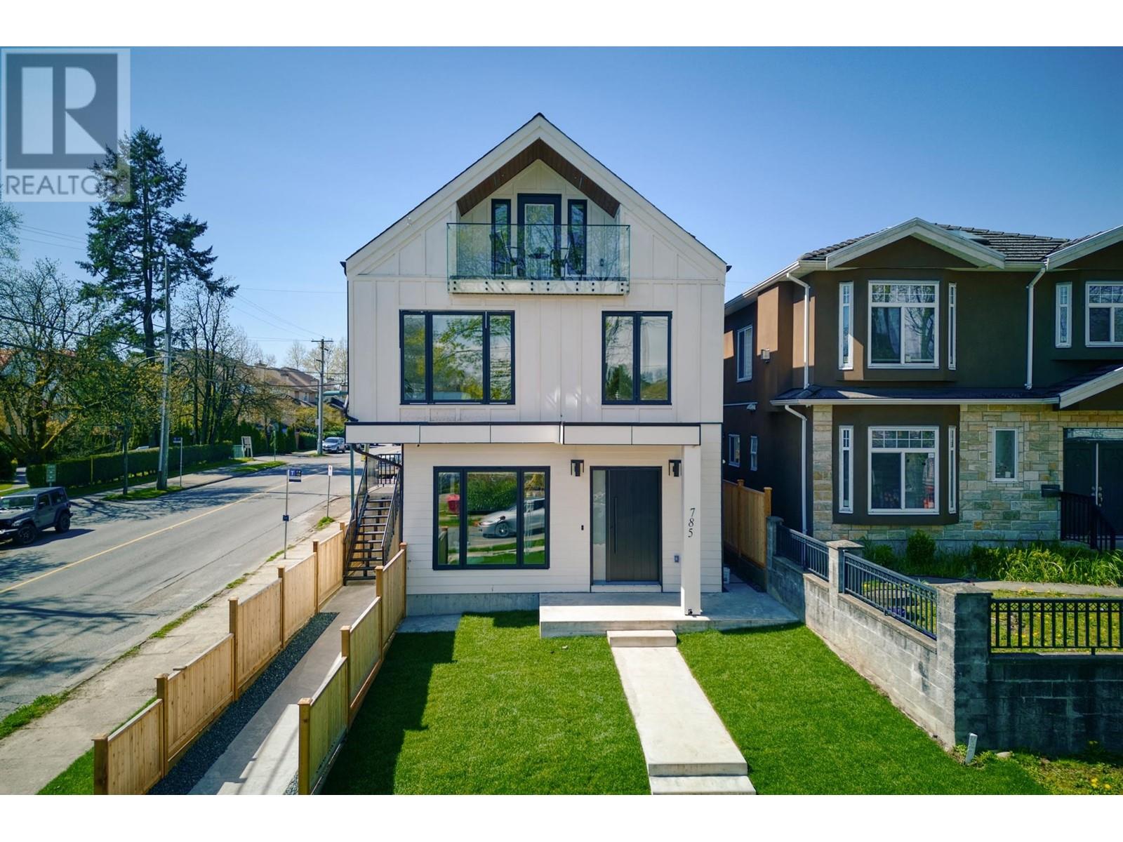 3483 Adanac Street, Vancouver, British Columbia  V5K 4P4 - Photo 15 - R2989562