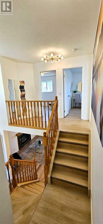 208 Coventry Road Ne, Calgary, Alberta  T3K 5H6 - Photo 7 - A2208869