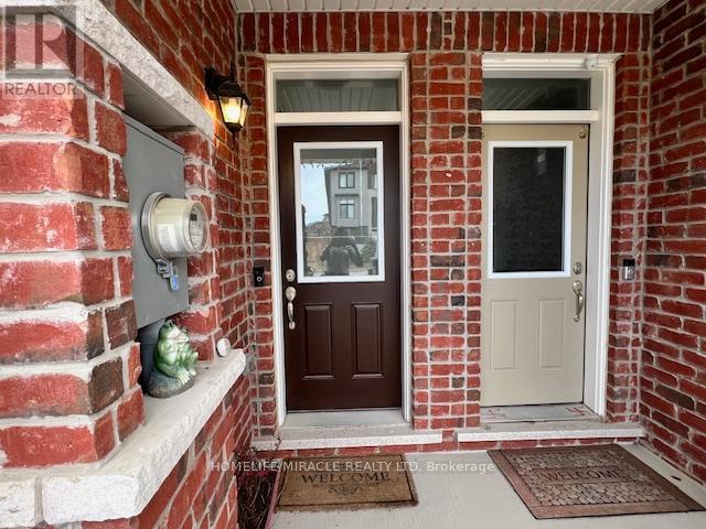 Property at 301 EQUESTRIAN WAY image 2