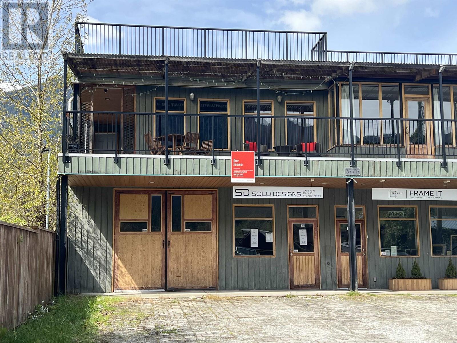 100 37717 SECOND AVENUE, squamish, British Columbia V8B0R2