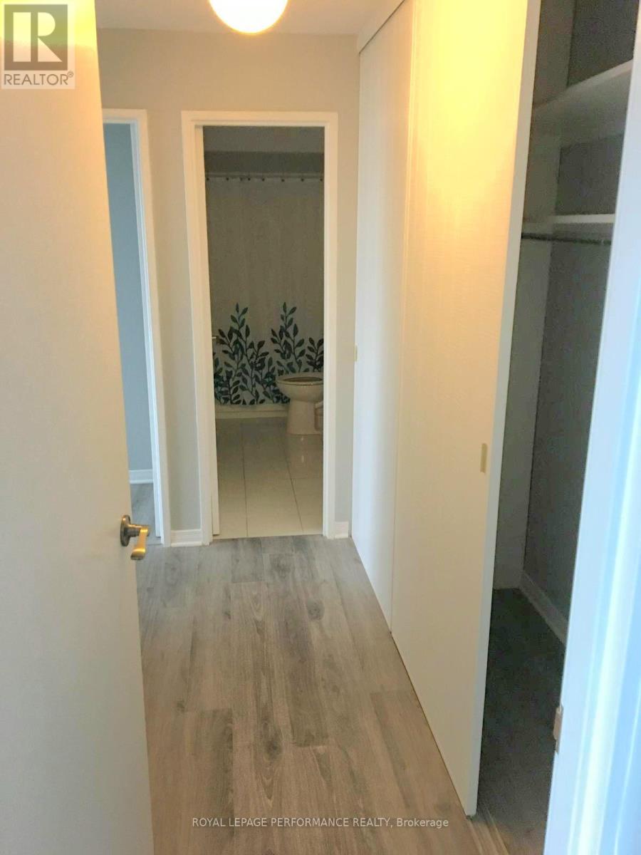 1113 - 20 Chesterton Drive W, Ottawa, Ontario  K2E 6Z7 - Photo 3 - X12080222