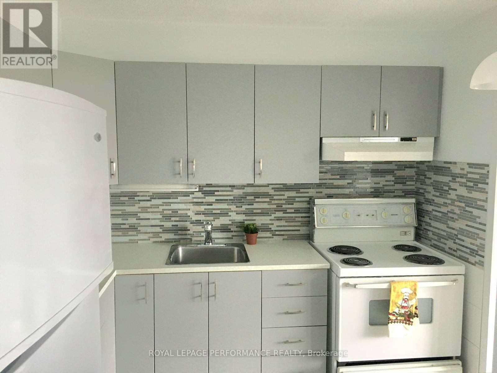 1113 - 20 Chesterton Drive W, Ottawa, Ontario  K2E 6Z7 - Photo 6 - X12080222