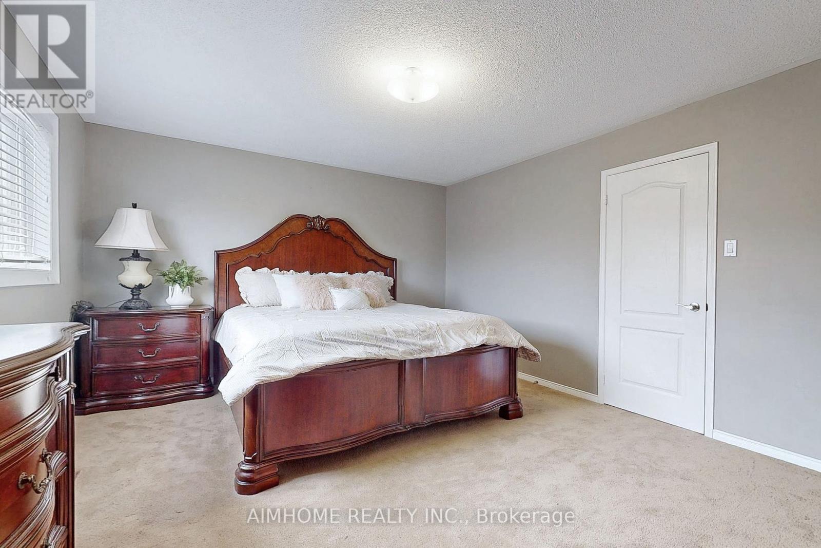 399 Flanagan Court, Newmarket, Ontario  L3X 2G1 - Photo 23 - N12080225