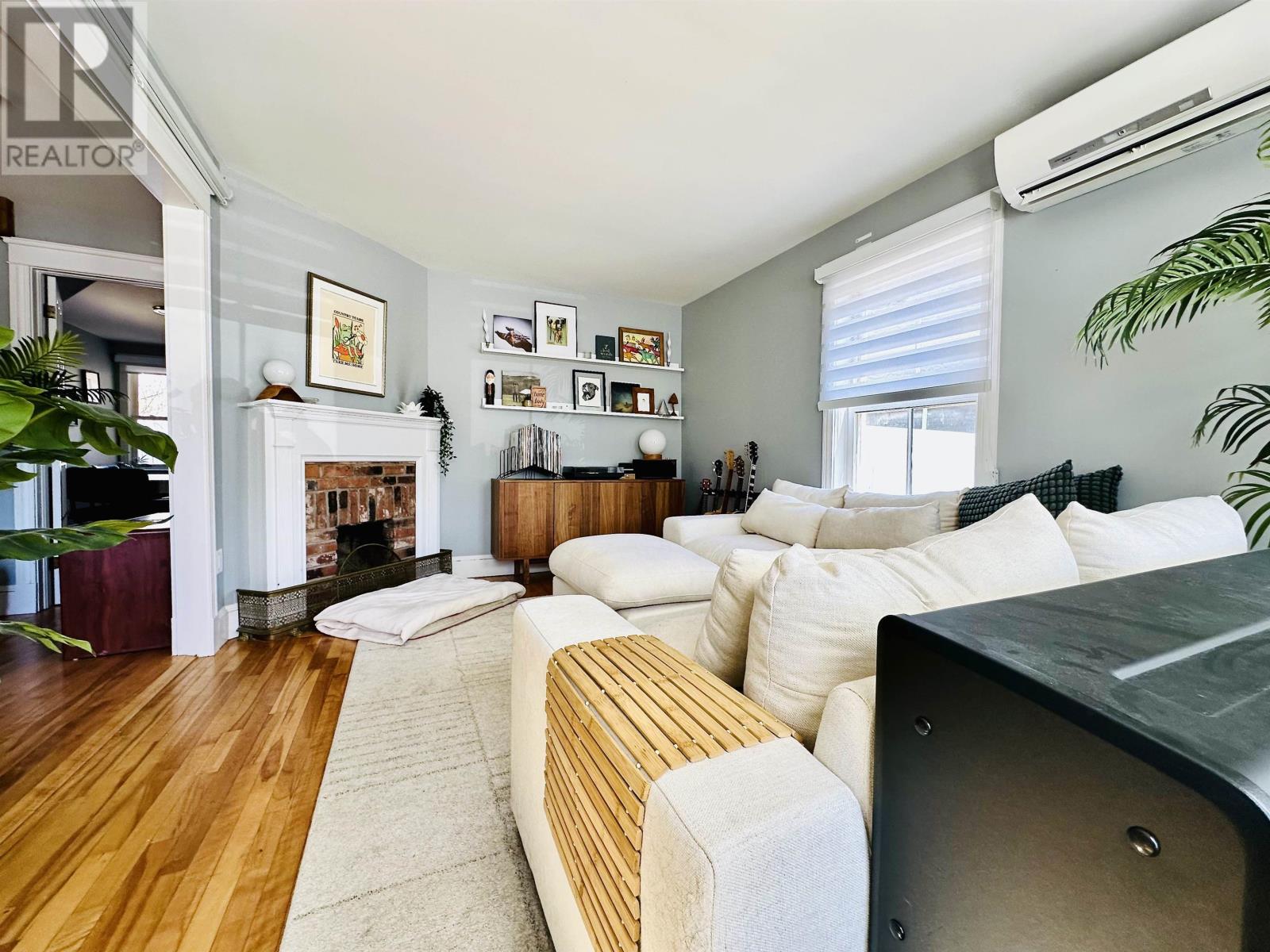 Property at 32 Spring St. image 5