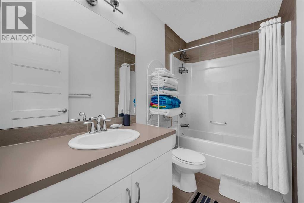 220 Savanna Road Ne, Calgary, Alberta  T3J 0V9 - Photo 24 - A2202104