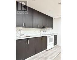 10 HARRINGAY CRESCENT, Toronto, Ontario
