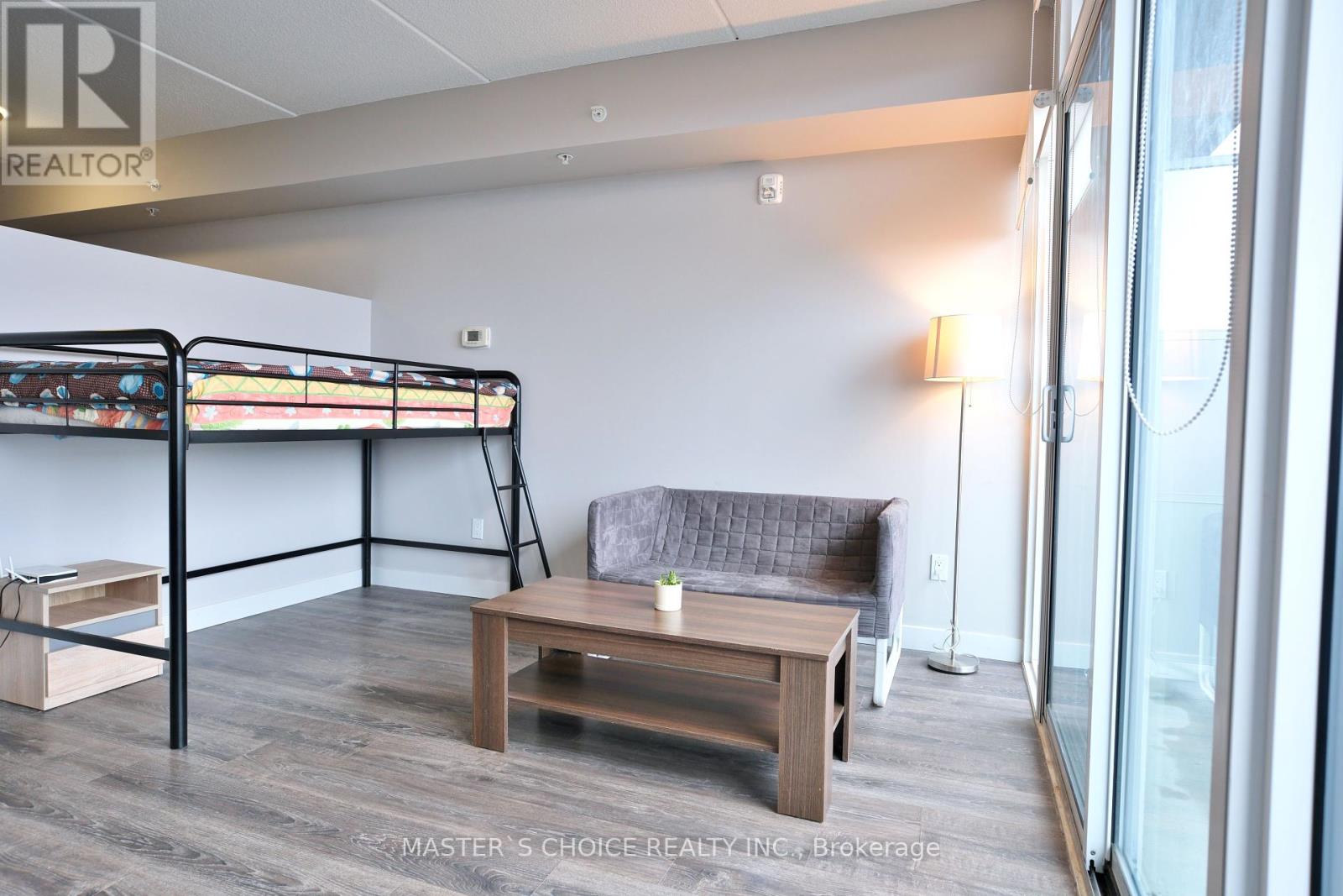 605 - 308 Lester Street E, Waterloo, Ontario  N2L 3W6 - Photo 10 - X12080246