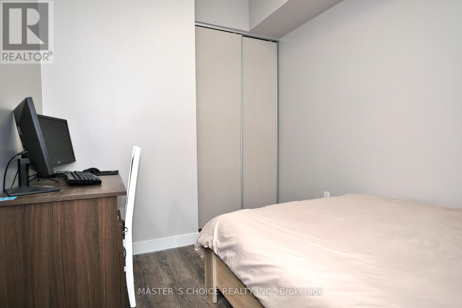 605 - 308 Lester Street E, Waterloo, Ontario  N2L 3W6 - Photo 15 - X12080246