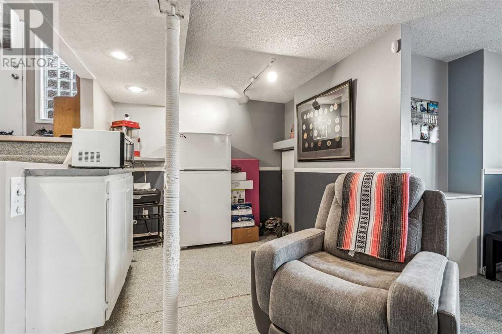 30 Ranchero Rise Nw, Calgary, Alberta  T3G 1E2 - Photo 21 - A2210236