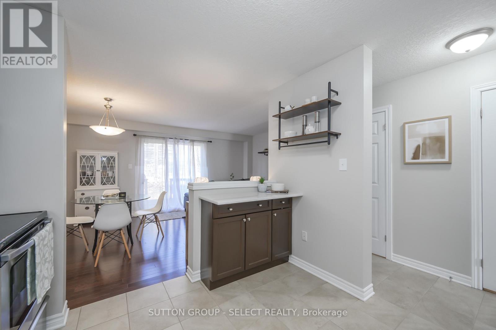 Photo 12 of 25 for 78 - 1059 Whetherfield Street