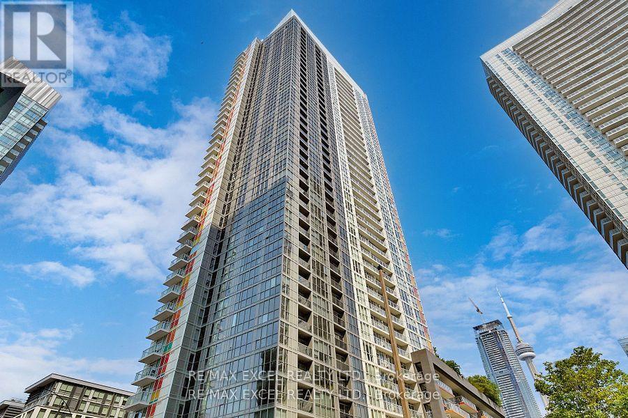 3911 - 85 Queens Wharf Road, Toronto, Ontario  M5V 0J9 - Photo 31 - C12005518