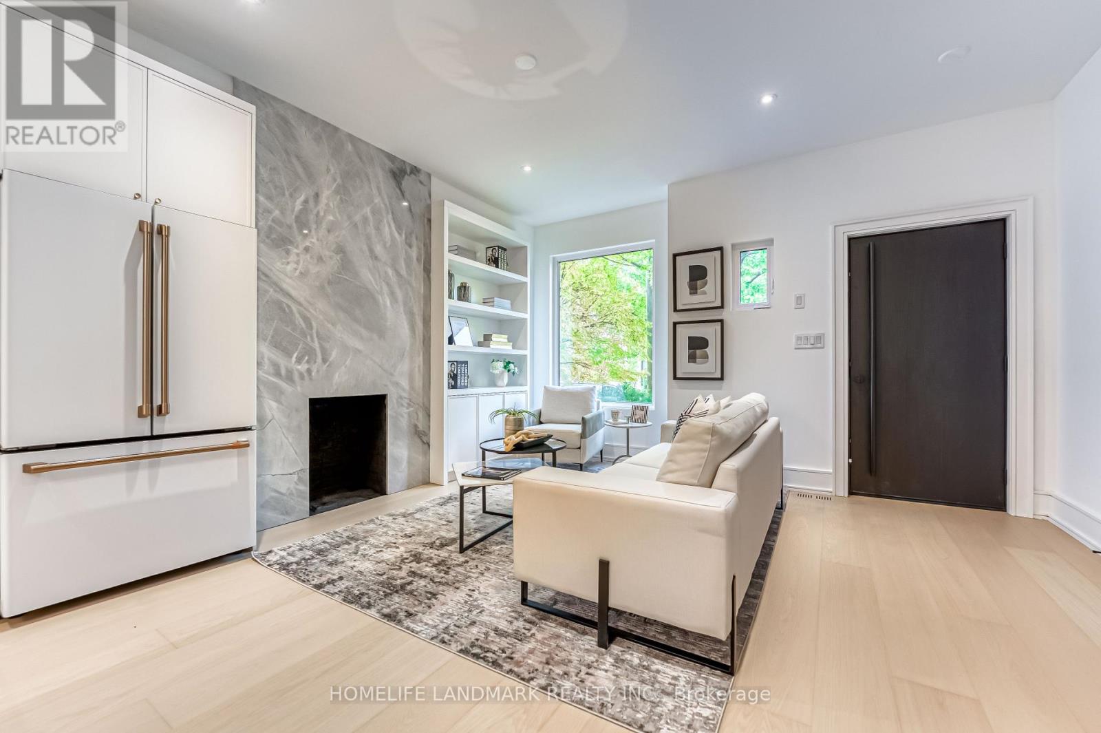 Property at 195 ALBANY AVENUE image 2