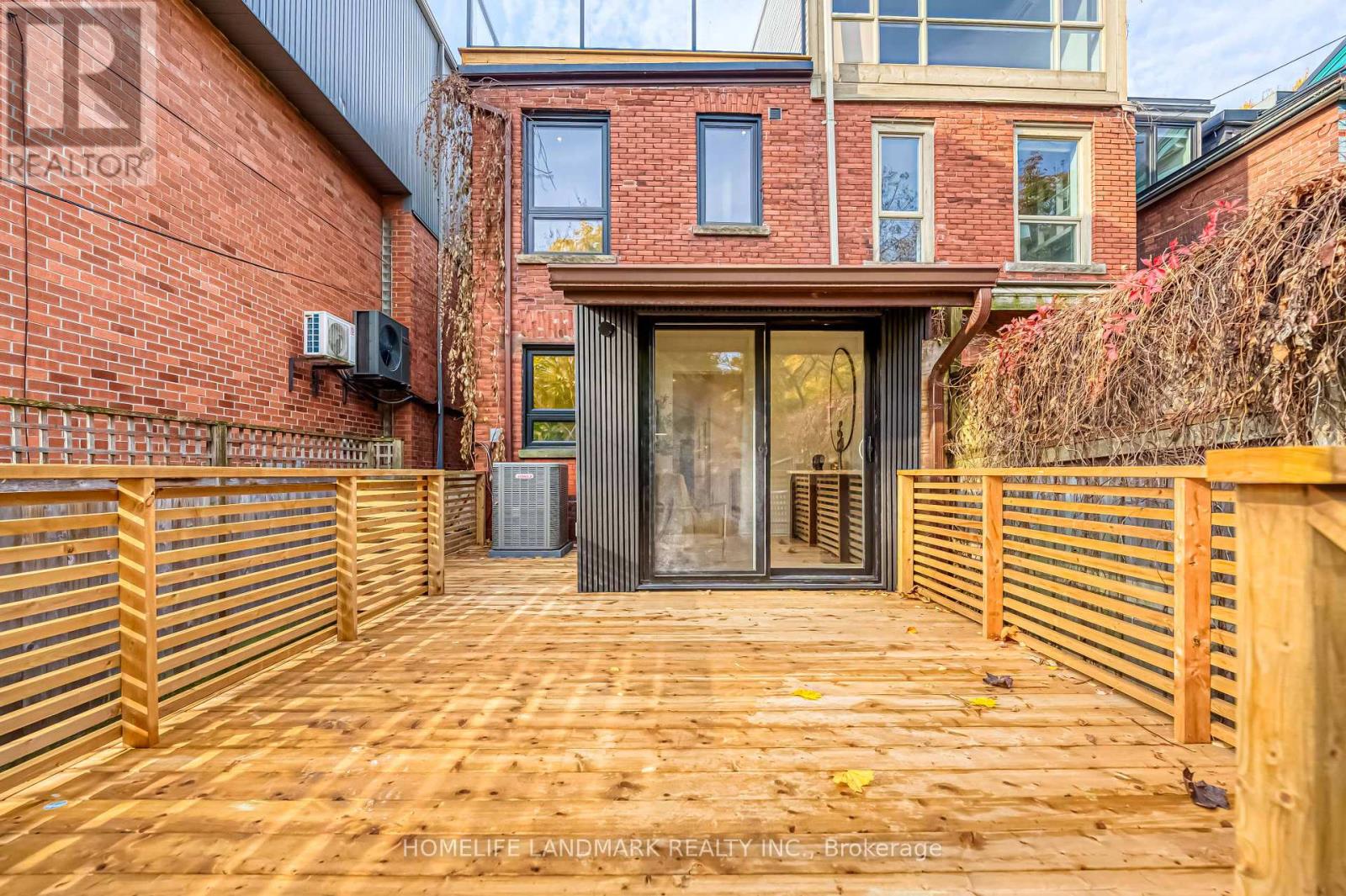 195 Albany Avenue, Toronto, Ontario  M5R 3C7 - Photo 48 - C12080283