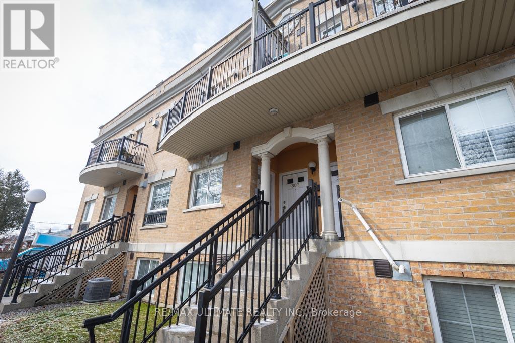 Property at 207 - 1785 EGLINTON AVENUE E image 1