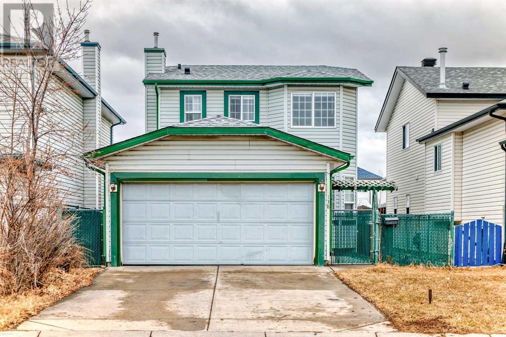 Property at 138 Appleburn Close SE image 1