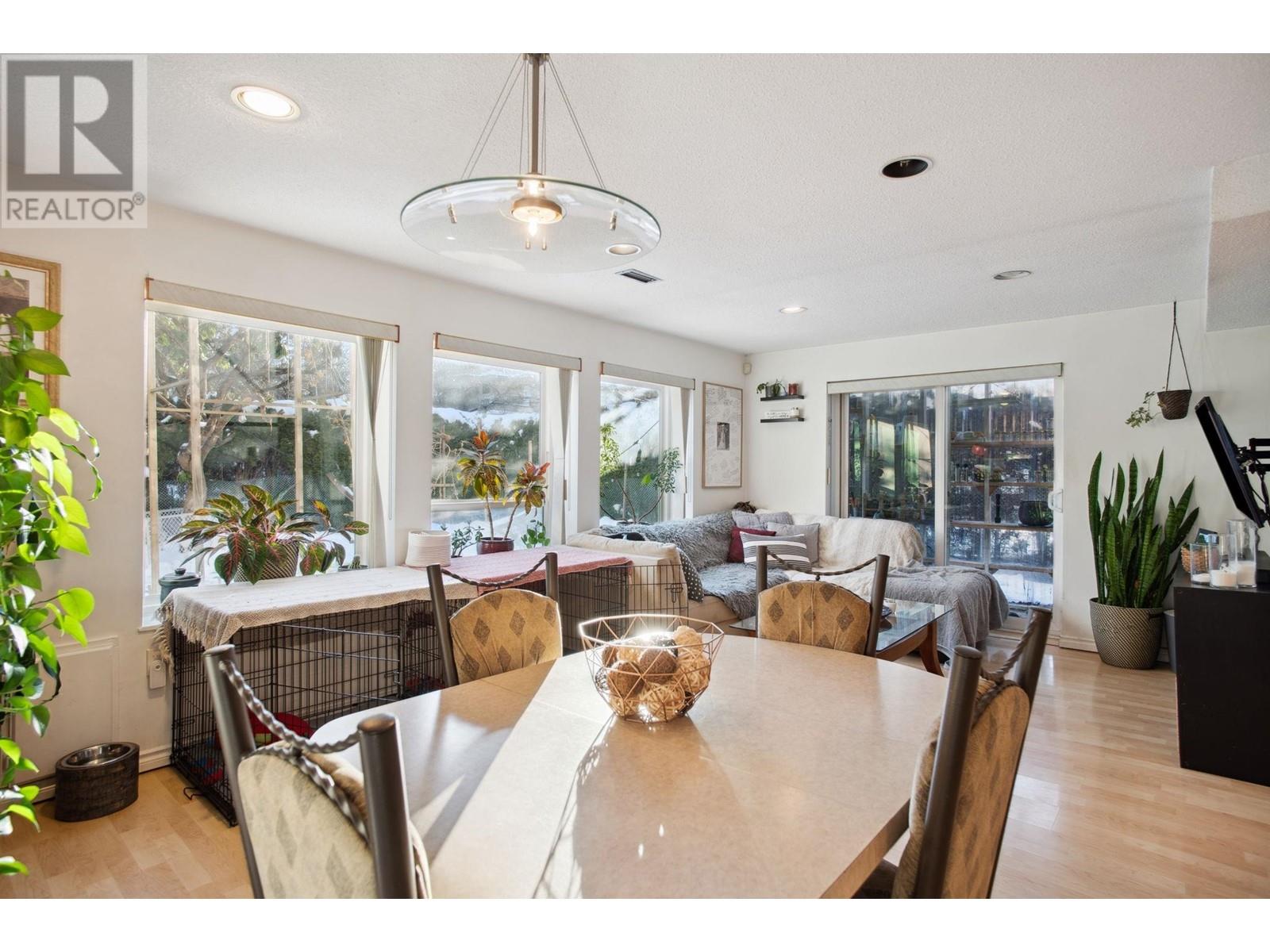 Listing Picture 27 of 39 : 3488 HIGHBURY STREET, Vancouver / 溫哥華 - 魯藝地產 Yvonne Lu Group - MLS Medallion Club Member