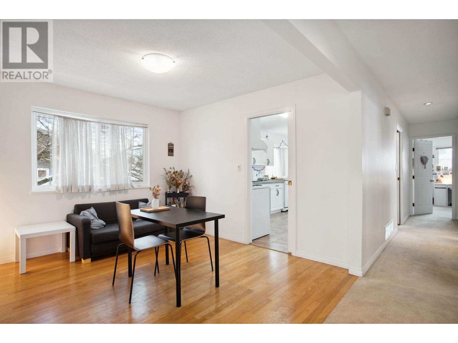 Listing Picture 11 of 39 : 3488 HIGHBURY STREET, Vancouver / 溫哥華 - 魯藝地產 Yvonne Lu Group - MLS Medallion Club Member