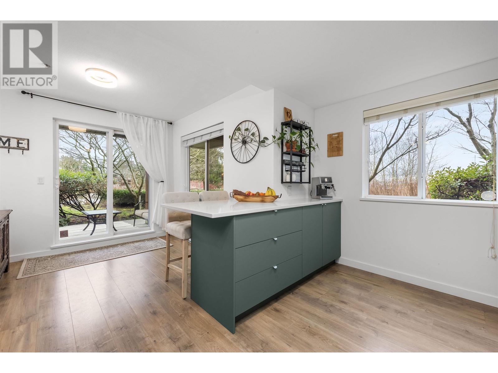 Listing Picture 6 of 32 : 119 5700 ANDREWS ROAD, Richmond / 烈治文 - 魯藝地產 Yvonne Lu Group - MLS Medallion Club Member