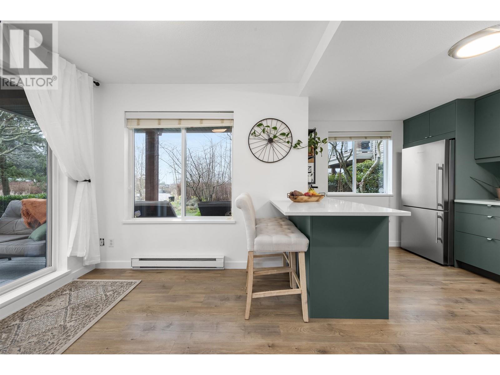 Listing Picture 11 of 32 : 119 5700 ANDREWS ROAD, Richmond / 烈治文 - 魯藝地產 Yvonne Lu Group - MLS Medallion Club Member