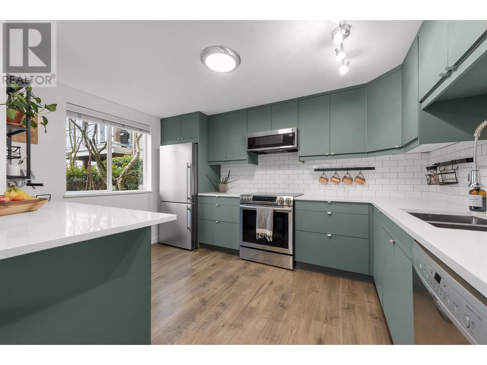 Listing Picture 4 of 32 : 119 5700 ANDREWS ROAD, Richmond / 烈治文 - 魯藝地產 Yvonne Lu Group - MLS Medallion Club Member