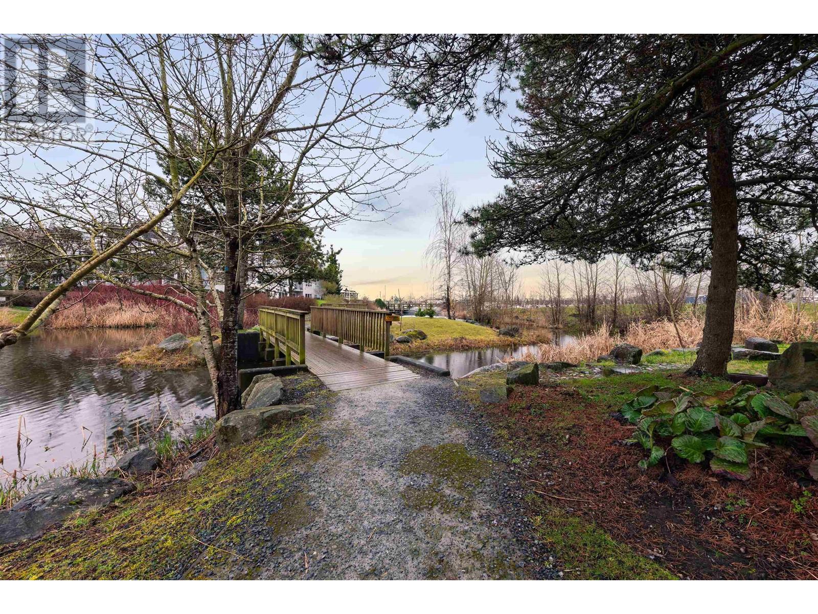 Listing Picture 10 of 32 : 119 5700 ANDREWS ROAD, Richmond / 烈治文 - 魯藝地產 Yvonne Lu Group - MLS Medallion Club Member