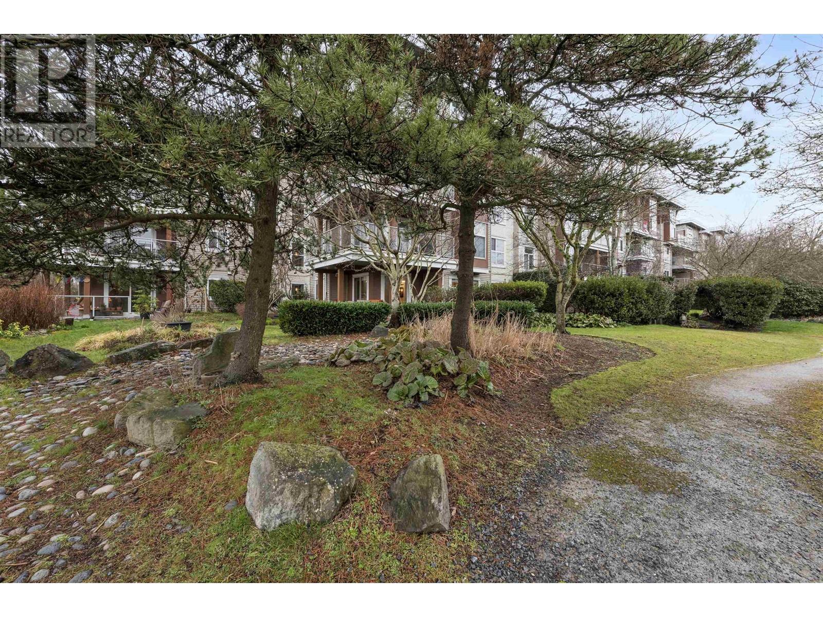Listing Picture 21 of 32 : 119 5700 ANDREWS ROAD, Richmond / 烈治文 - 魯藝地產 Yvonne Lu Group - MLS Medallion Club Member