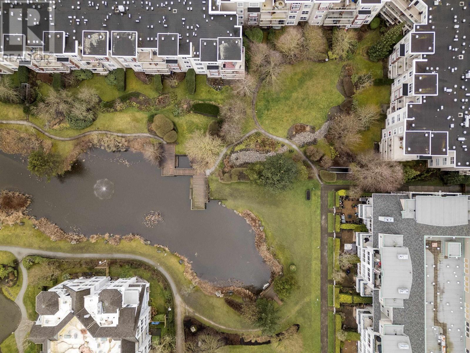 Listing Picture 30 of 32 : 119 5700 ANDREWS ROAD, Richmond / 烈治文 - 魯藝地產 Yvonne Lu Group - MLS Medallion Club Member