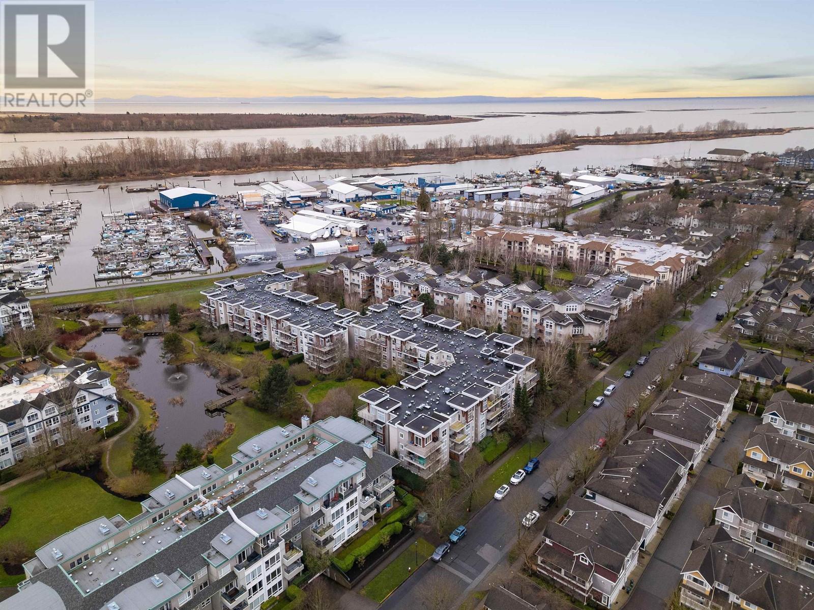 Listing Picture 28 of 32 : 119 5700 ANDREWS ROAD, Richmond / 烈治文 - 魯藝地產 Yvonne Lu Group - MLS Medallion Club Member