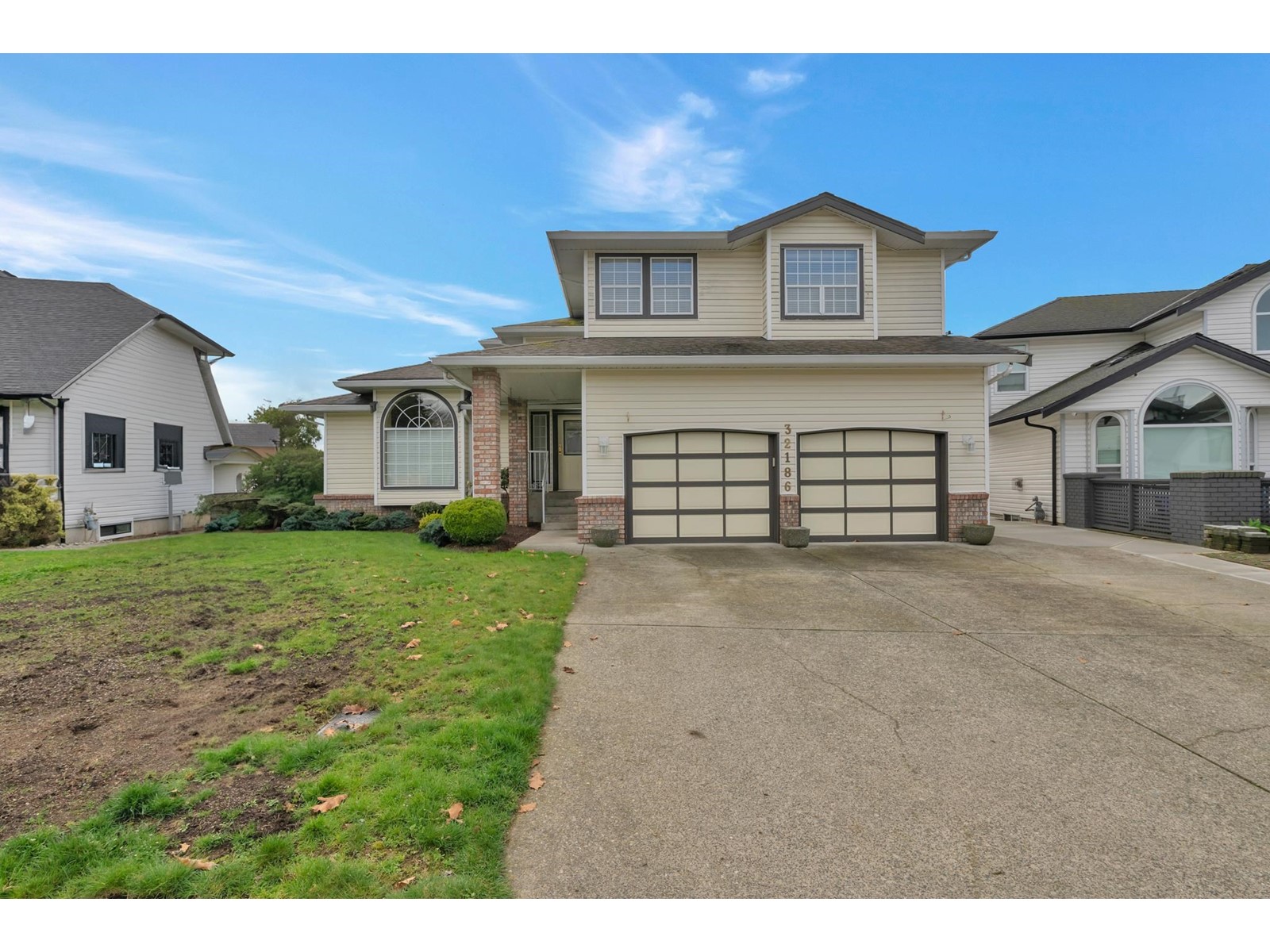 Property at 32186 ELKFORD DRIVE image 3