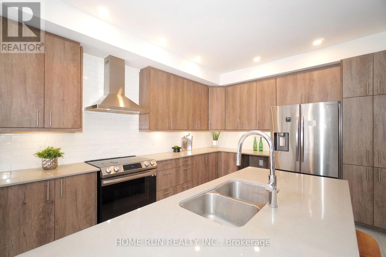 1051 Hydrangea Avenue, Ottawa, Ontario  K4M 0L5 - Photo 11 - X12080323